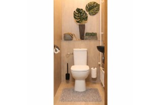 Tapis WC – Mousse avec Découpe, Aspect Marbre Côtelé (65 × 50 cm)