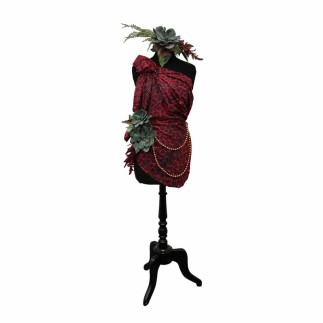 Vintage Paspop – Handgedrapeerd in Rode Panterstof | Hoogte 145 cm