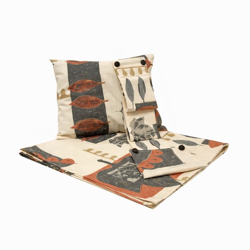 Handmade Set: Tablecloth, Cushion and Magazine Holder