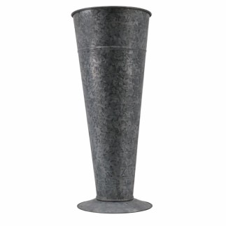 Robuuste Zinken Vaas met Voet – Tijdloos & Karaktervol