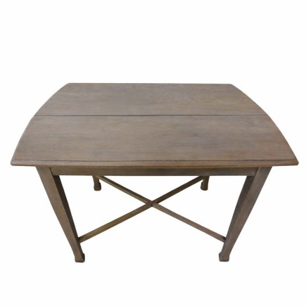 Table Peinte en Decoration Paint White Wash – Élégance Intemporelle