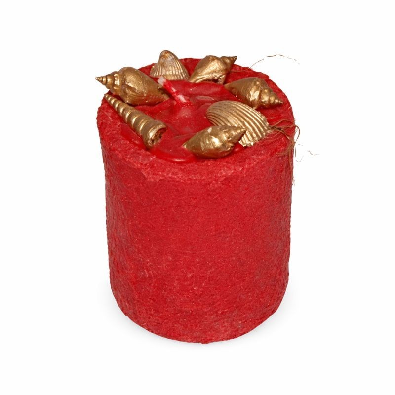 Bougie avec coquillages dorés – Medici Red – 7,5 × 7,5 cm