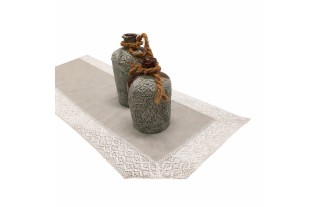 Chemin de Table Eva – Rectangulaire avec Finition Lin et Dentelle