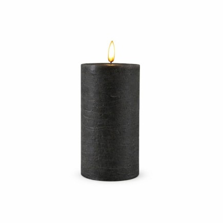 Bougie LED Uyuni couleur black lily 78 mm x 152 mm
