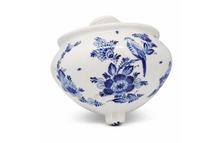 Vintage Delft Blue wall pocket – hand-painted