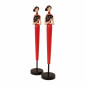 Lot de 2 figures féminines en bois – hauteur 55 cm