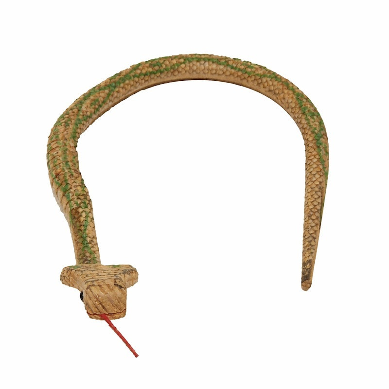 Decoratieve houten slang groen & beige – lengte 60 cm