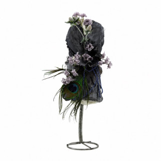 Mini mannequin with flowers – 42 x 20 x 15 cm