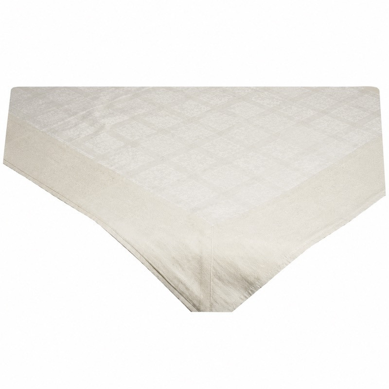 Cotton table topper with geometric pattern and plain border – 90 × 90 cm Cotton table topper with geometric pattern and plain border – 90 × 90 cm