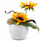 Composition de tournesols dans un pot rond effet béton