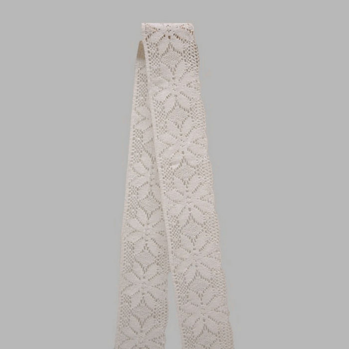 Lace band color white width 55 mm length 6 meters