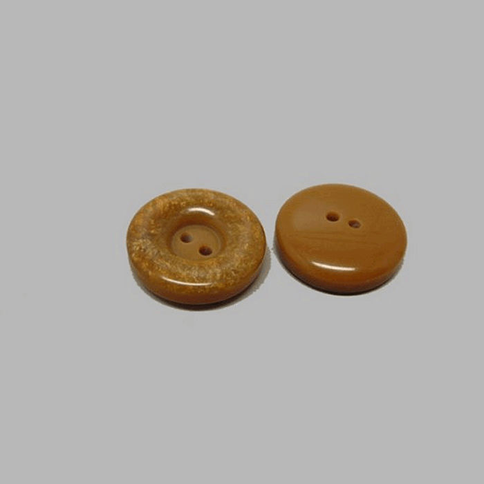 Marble look light brown button 22 mm