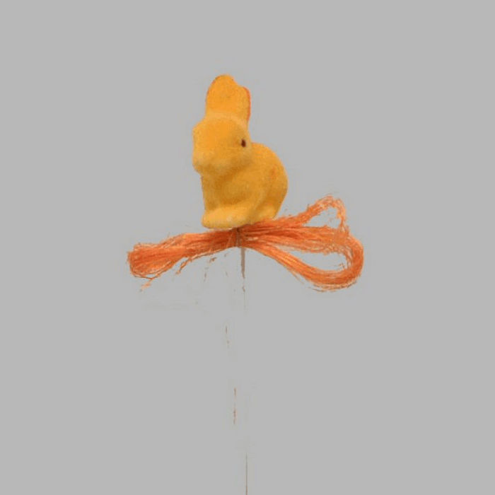 konijntje met strik op ijzerdraad geel 3 x 3 cm