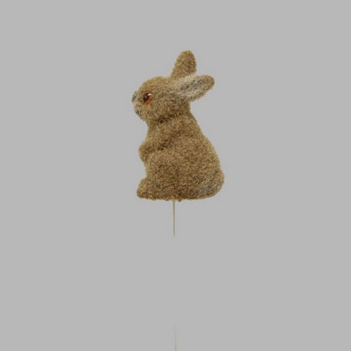 rabbit sitting of felt on iron wire 4 x 7 cm