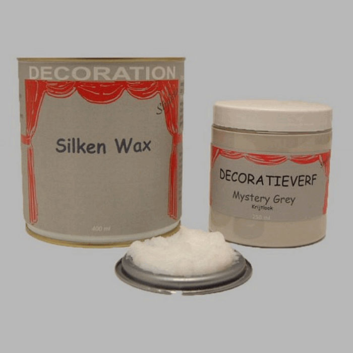 Silken wax (400ml) en krijtverf Mystery Grey(250ml)
