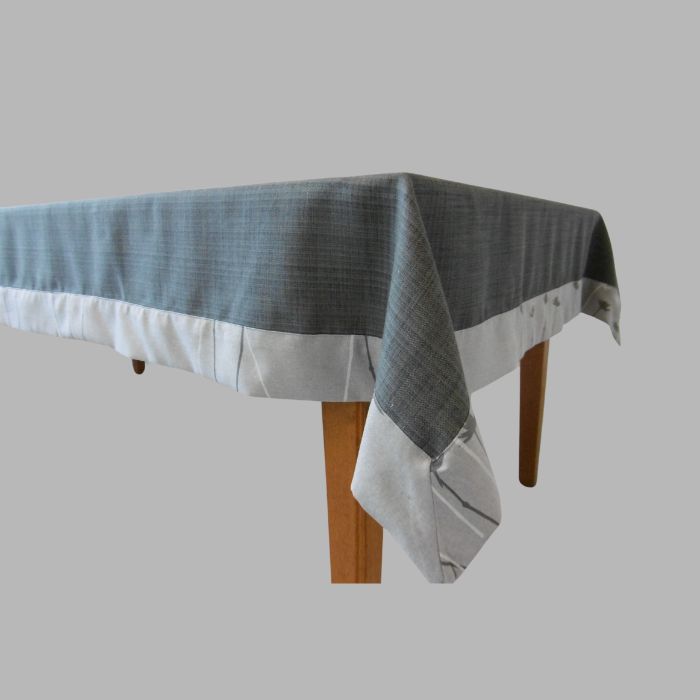 Nappe rectangulaire élégante avec bordure L 265 x l 155 cm